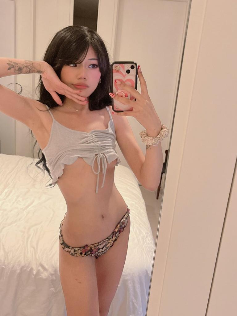 yoshiohkaleaked onlyfans nude picture
