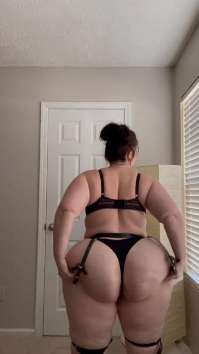 mzplusciousleaked onlyfans nude picture