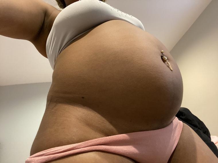 bloatedbellyqueenleaked onlyfans nude picture